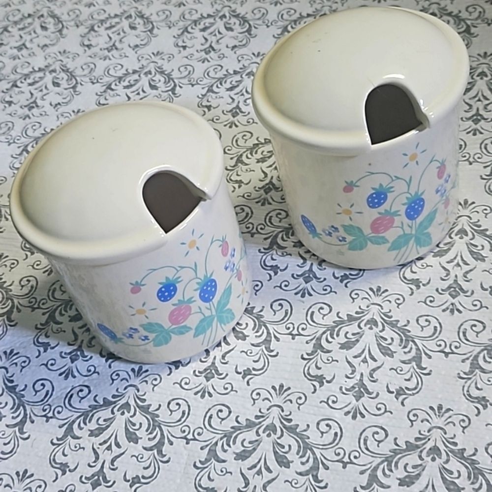 Vintage 1986 Treasure Craft Auntie Em Pastel Berries Canister Set